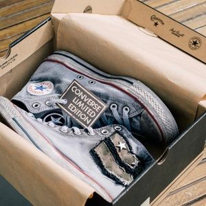 Brand New w/o box Converse Chuck Taylor All Star High Graduate Patchwork 164518C